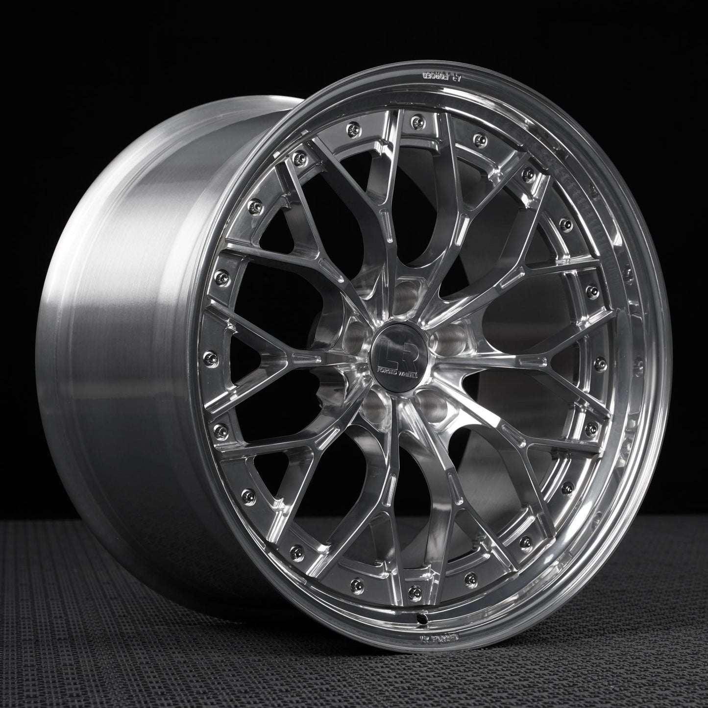 ER-01 | LR Forged Two-Piece Forged Wheel
