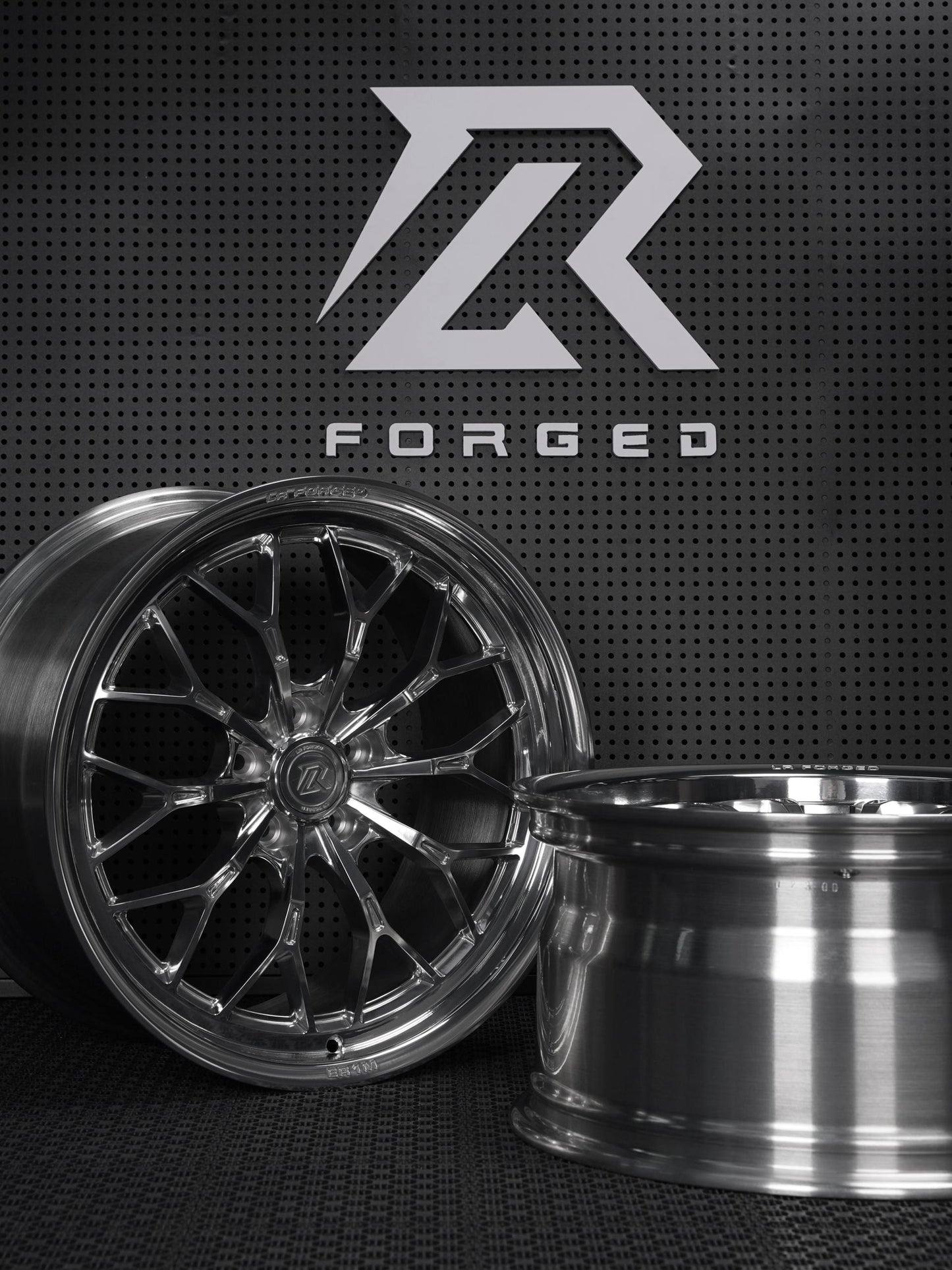 ER1M | Monoblock Forged Wheel LR Forged