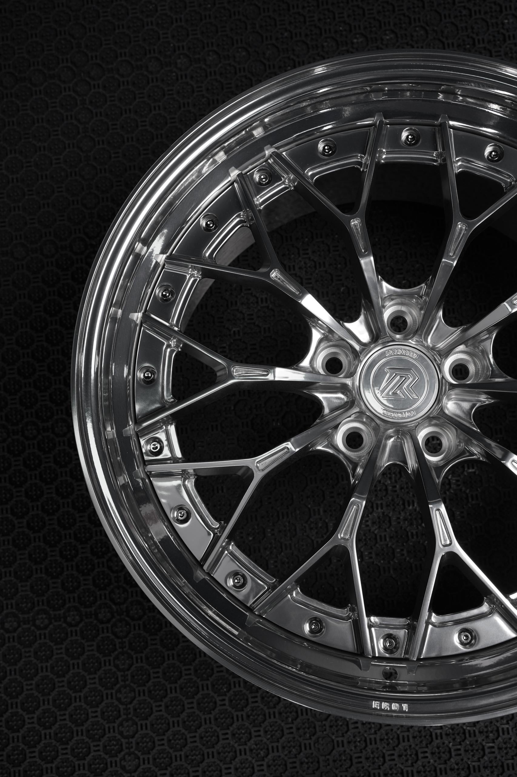ER01 | LR Forged Two-Piece Forged Wheel LR Forged