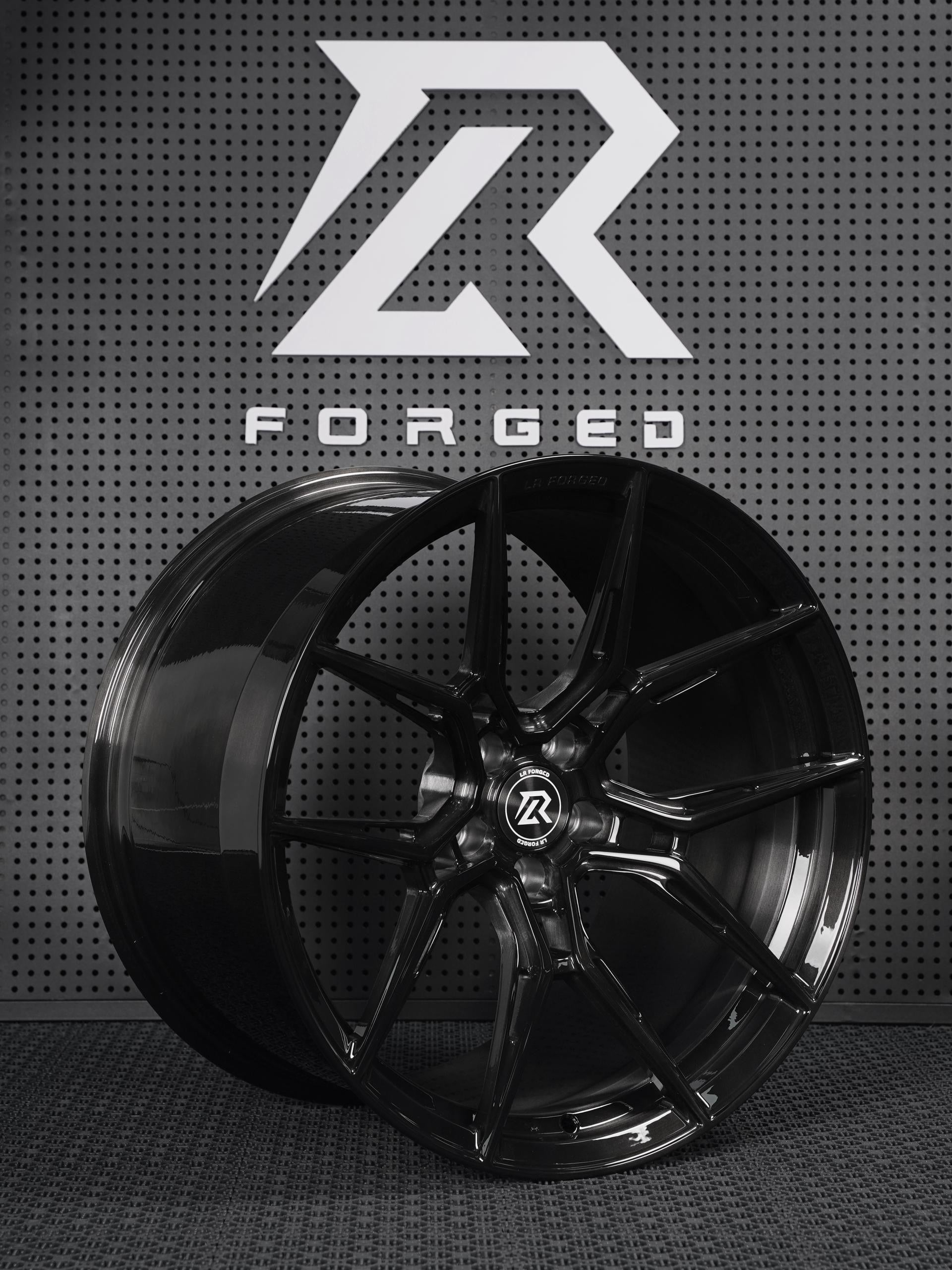 S4R | Monoblock LR Forged Wheels Los Reyes Performance