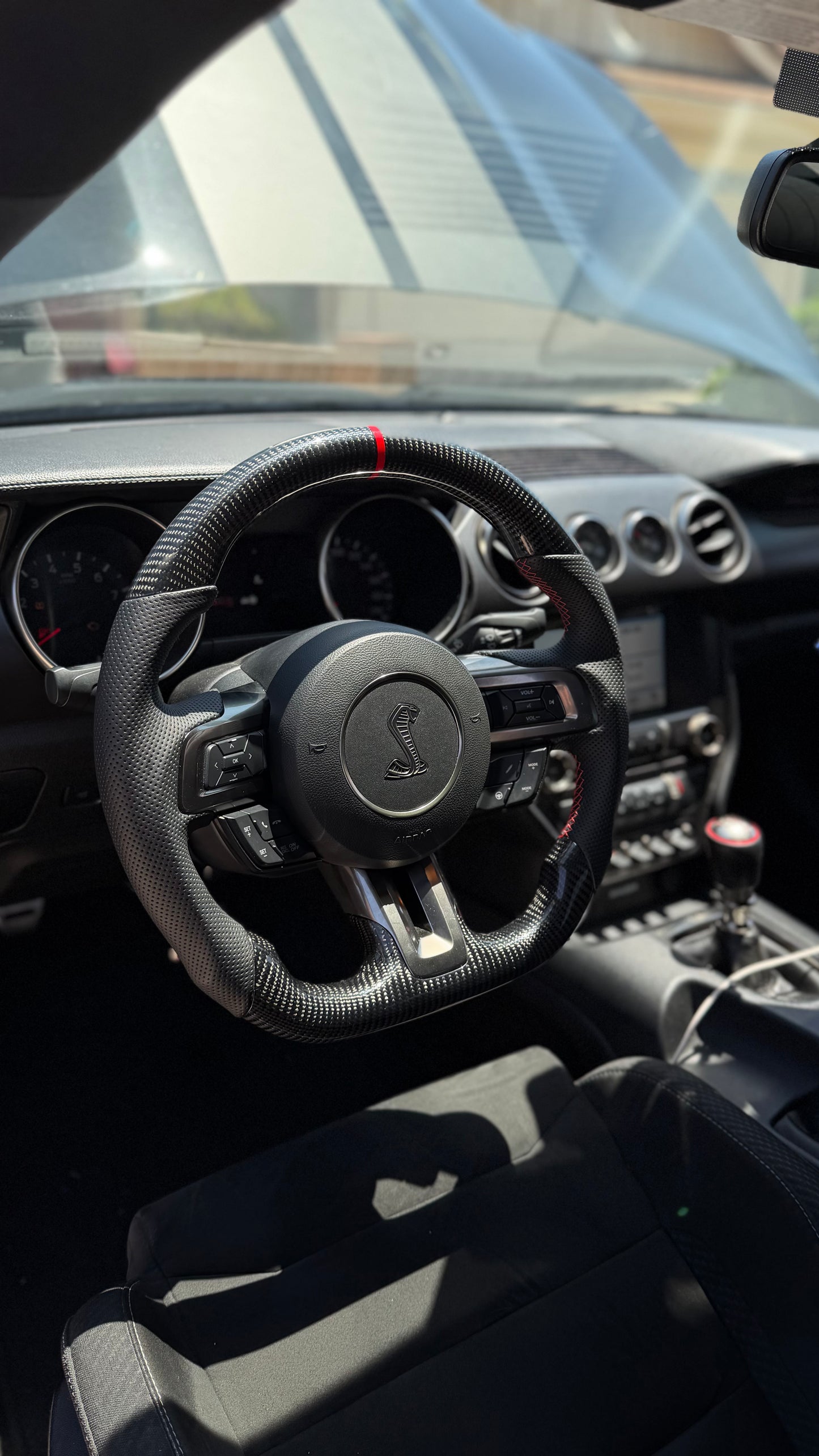 Carbon Fiber Steering Wheel | Ford Mustang 15-17 GT GT350 Los Reyes Performance