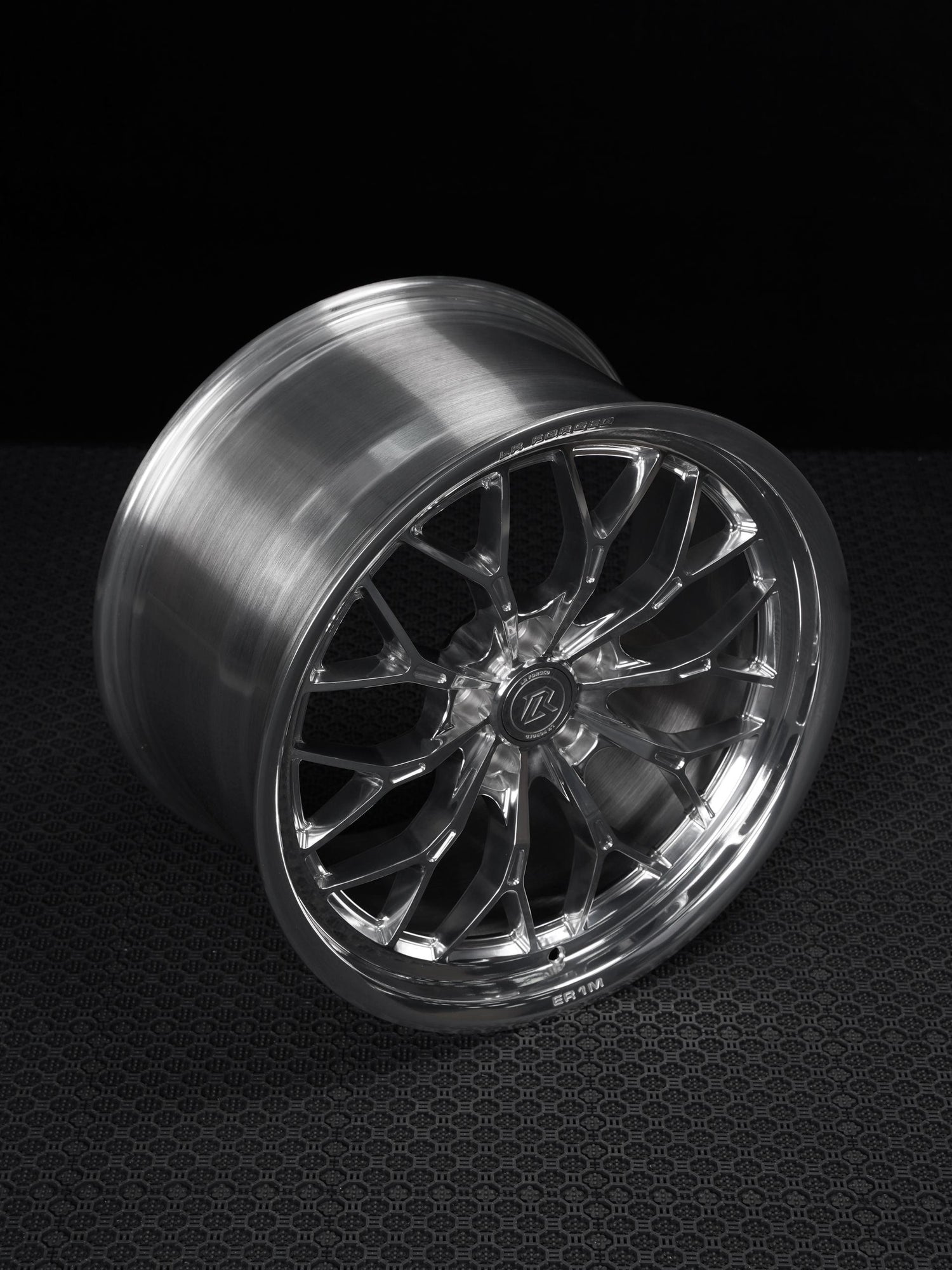 ER1M | Monoblock Forged Wheel LR Forged