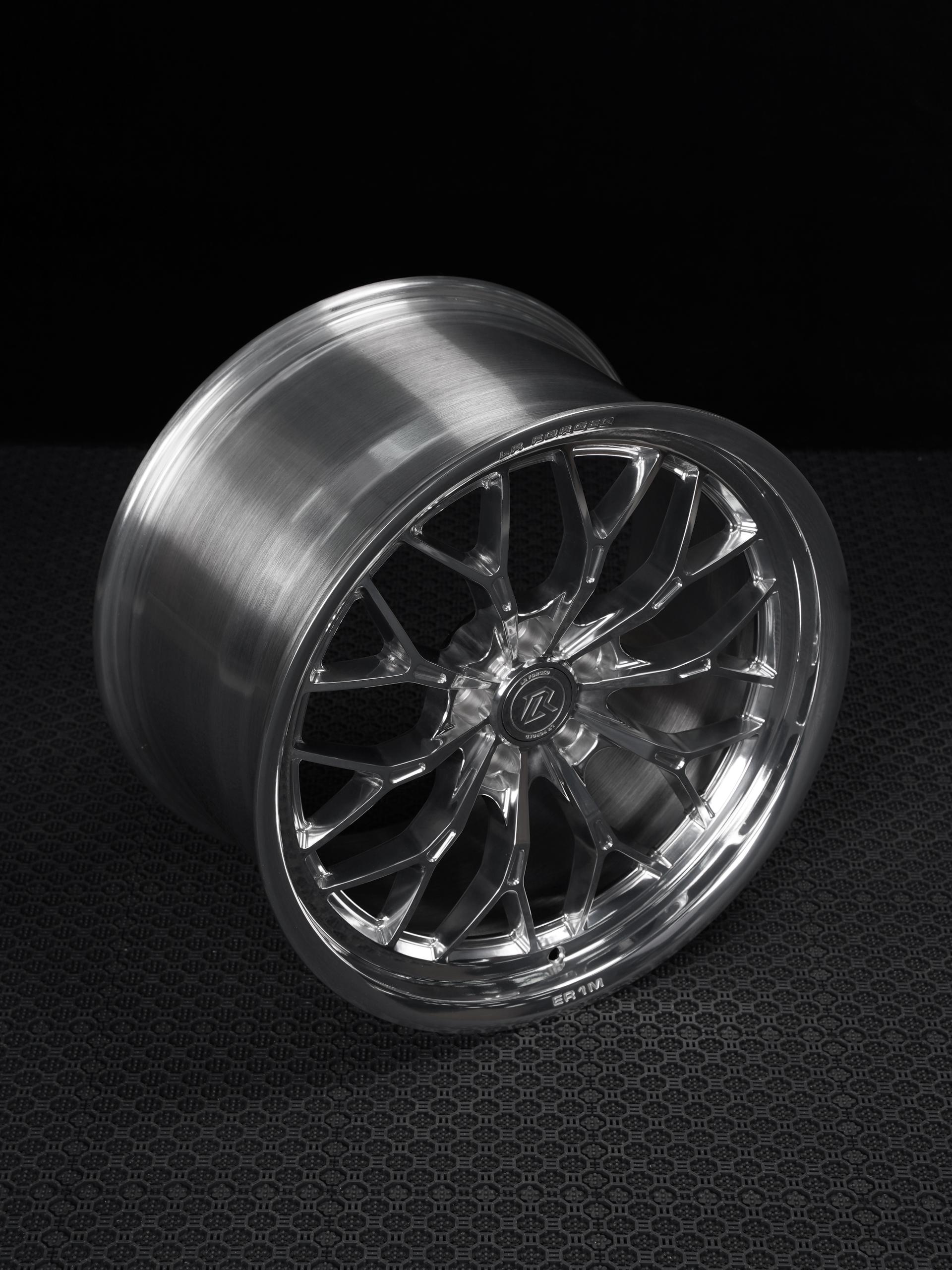 ER1M | Monoblock Forged Wheel LR Forged